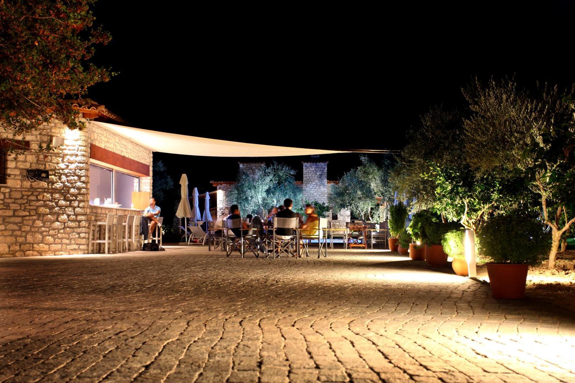Asfendamos Villa ซาคาโร ภายนอก รูปภาพ